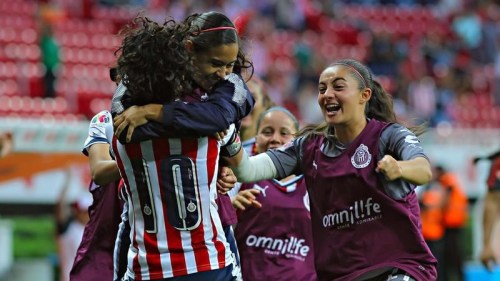 CHIVAS FEM.