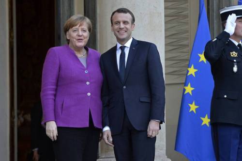 ANGELA &MACRON