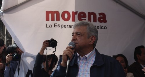 AMLO FELICITA